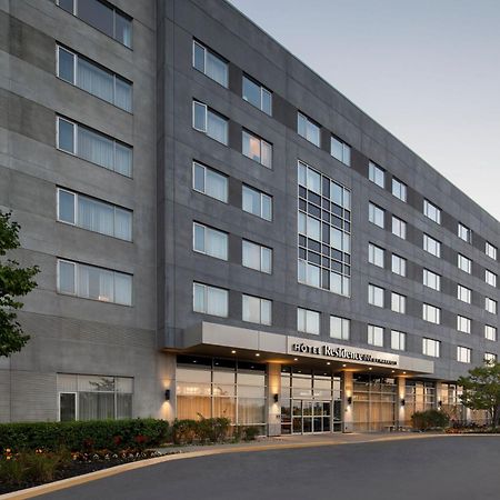 Residence Inn By Marriott Montreal Airport Дорваль Экстерьер фото