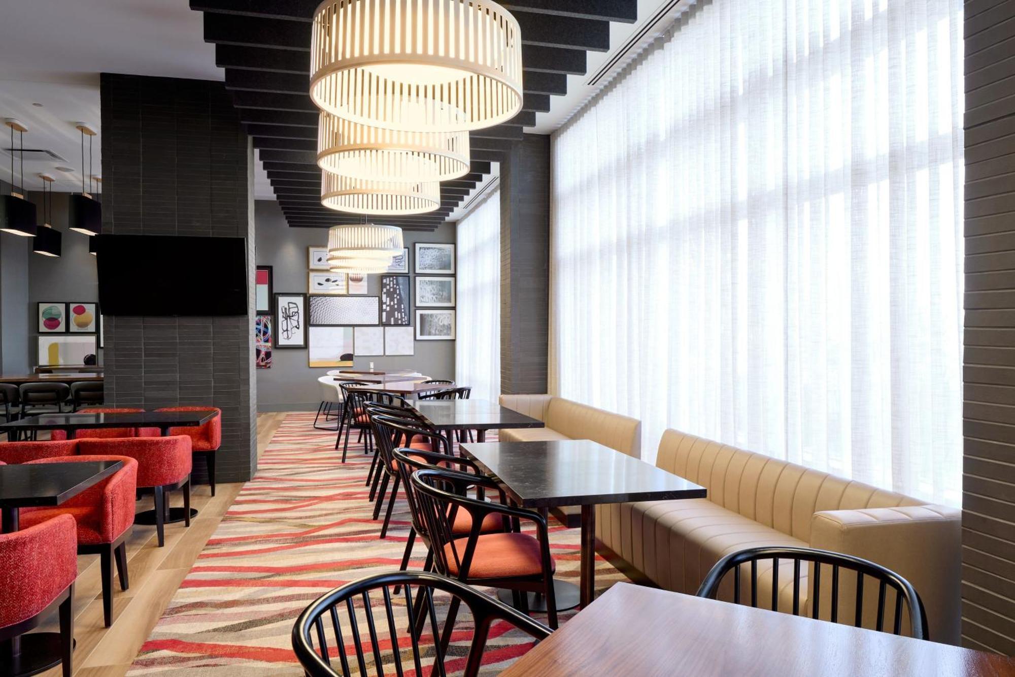 Residence Inn By Marriott Montreal Airport Дорваль Экстерьер фото