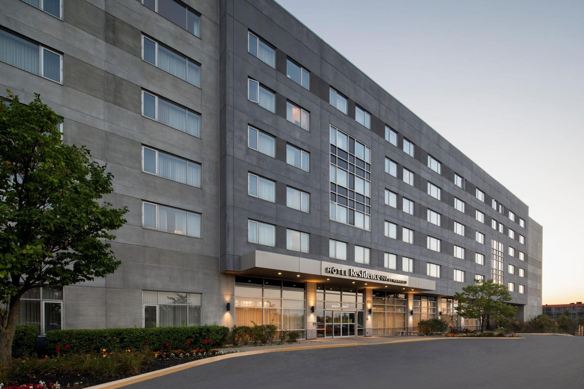 Residence Inn By Marriott Montreal Airport Дорваль Экстерьер фото